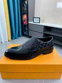 Picture of Louis Vuitton Shoes _SKULVsz38-443C064413752